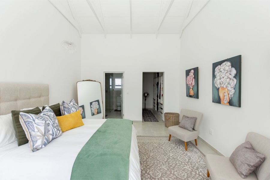 3 Bedroom Property for Sale in Britannia Bay Western Cape